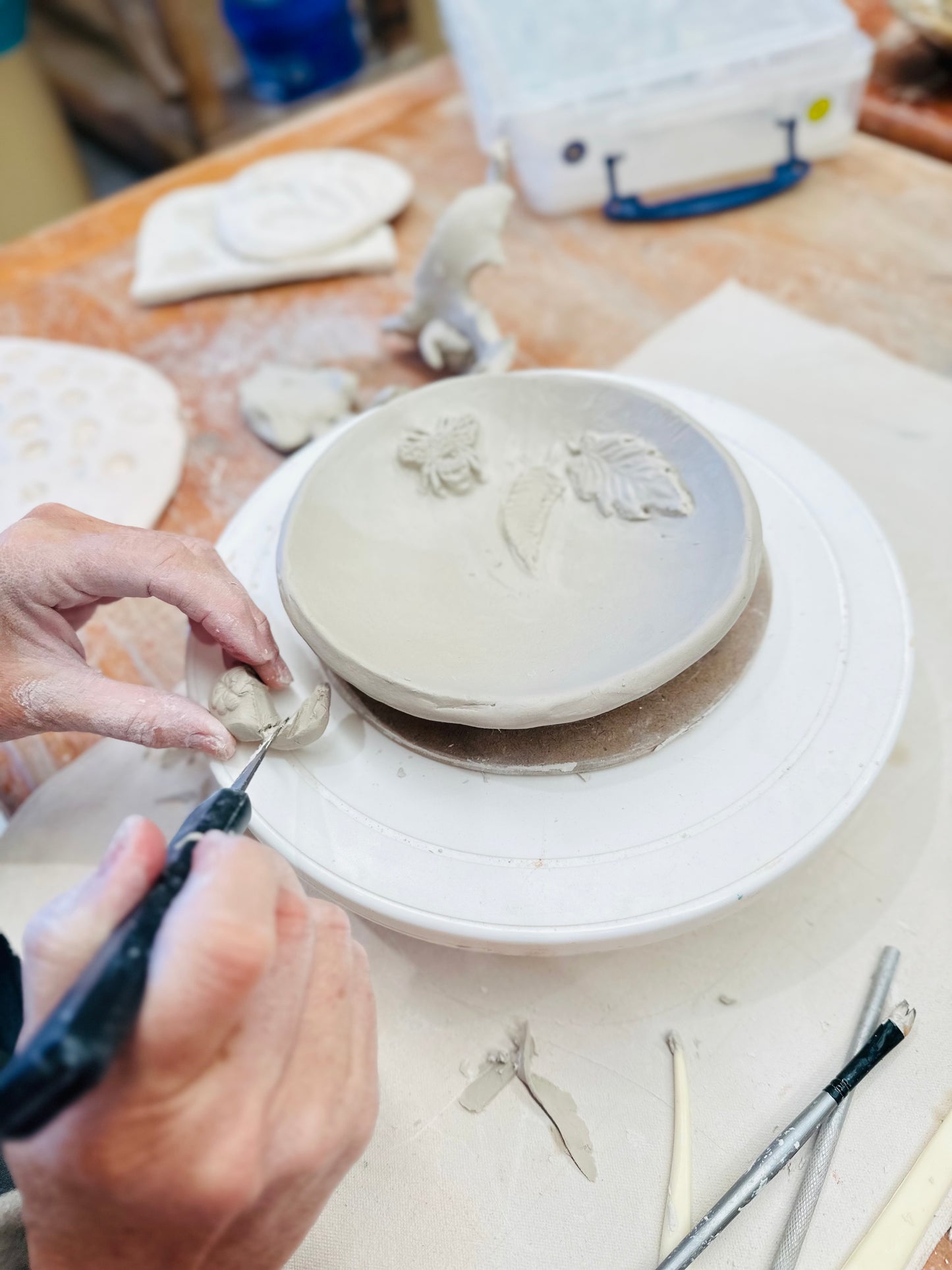 Tuesday 25th Nov 10am-12noon- Hand built bowls Pottery Workshop.