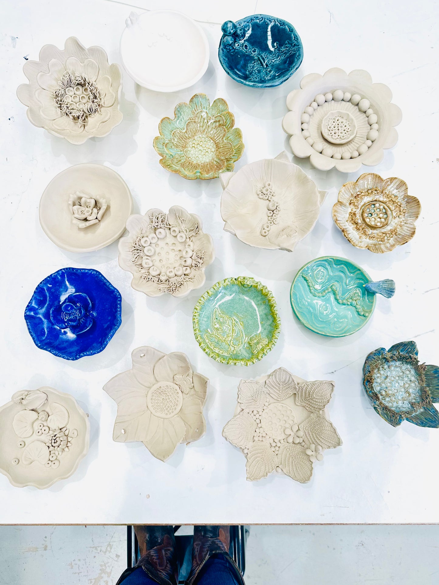 Tuesday 25th Nov 10am-12noon- Hand built bowls Pottery Workshop.