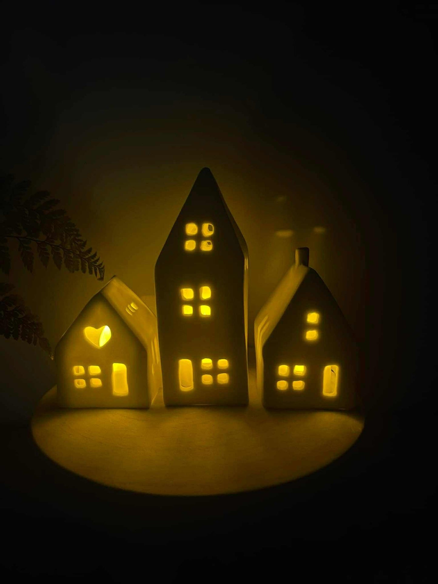 Sat 13th Sept 1-3pm - Handbuild Your Own Miniature House in Porcelain