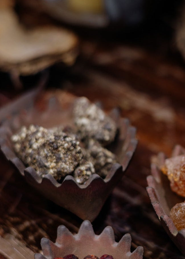 Hearth Keeper Sacred Resin – Benzoin