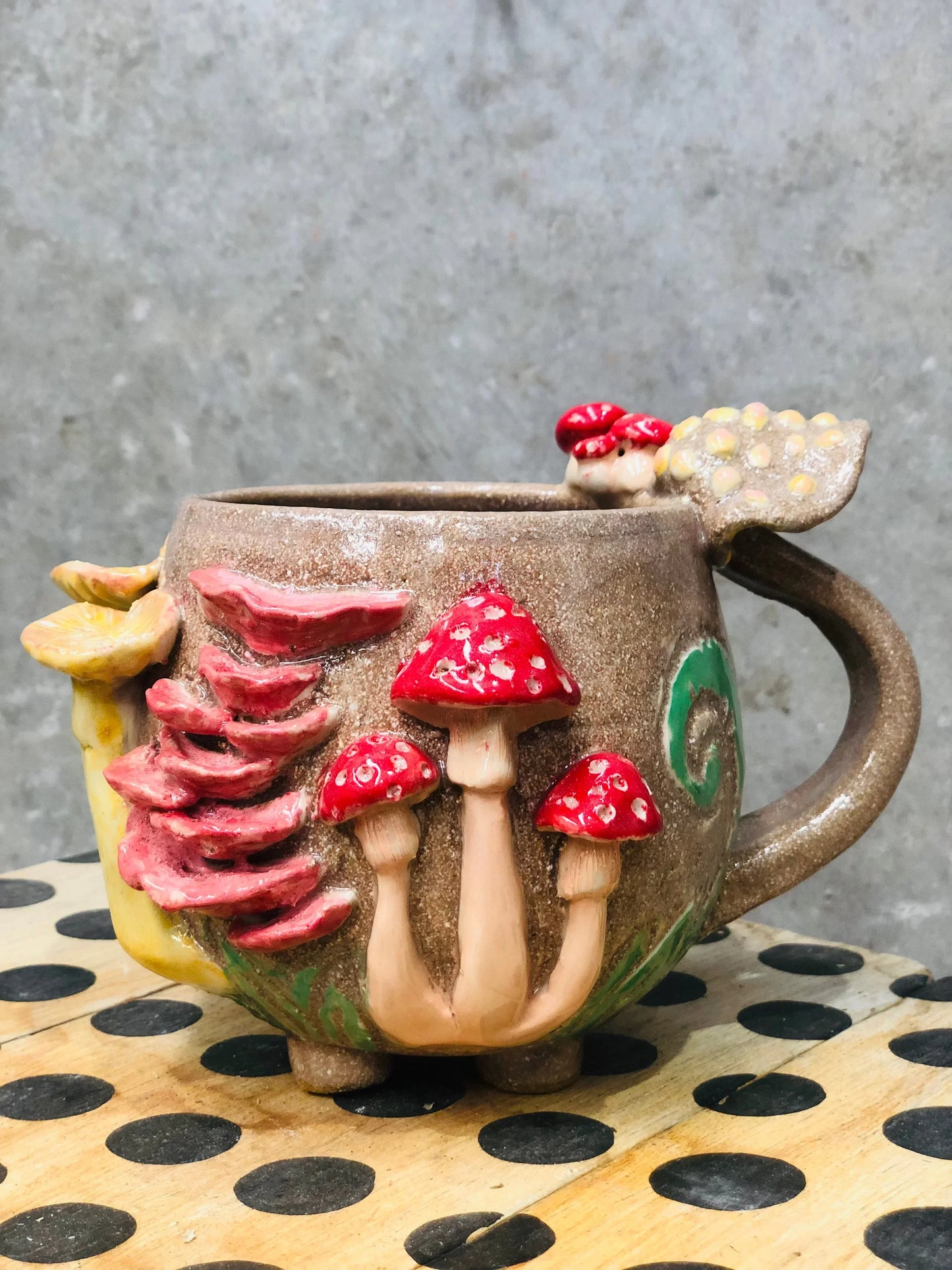 Sunday 2nd Nov 10am - 12noon - Marvellous Mugs and Crystal Cups - Creating in clay and surface decoration workshop