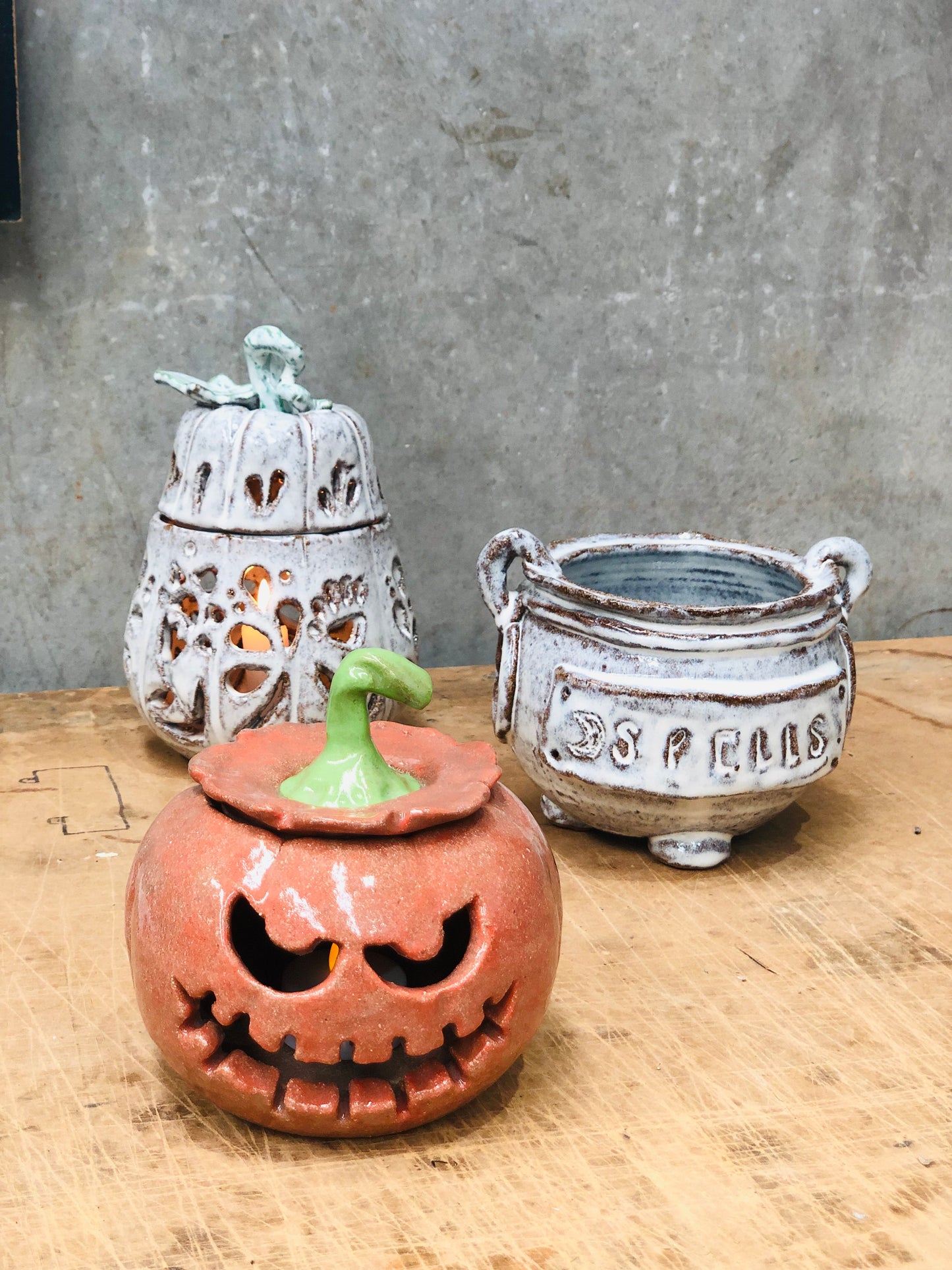Sat 27th Sept 1-3pm - Sacred Vessels for Samhain: Cauldrons & Jack-O-Lanterns Pottery Workshop