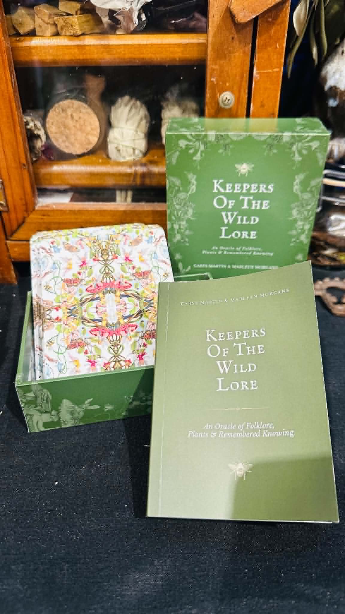 PRE ORDER AVAILABLE NOW -  Keepers of the Wild Lore oracle deck and companion book