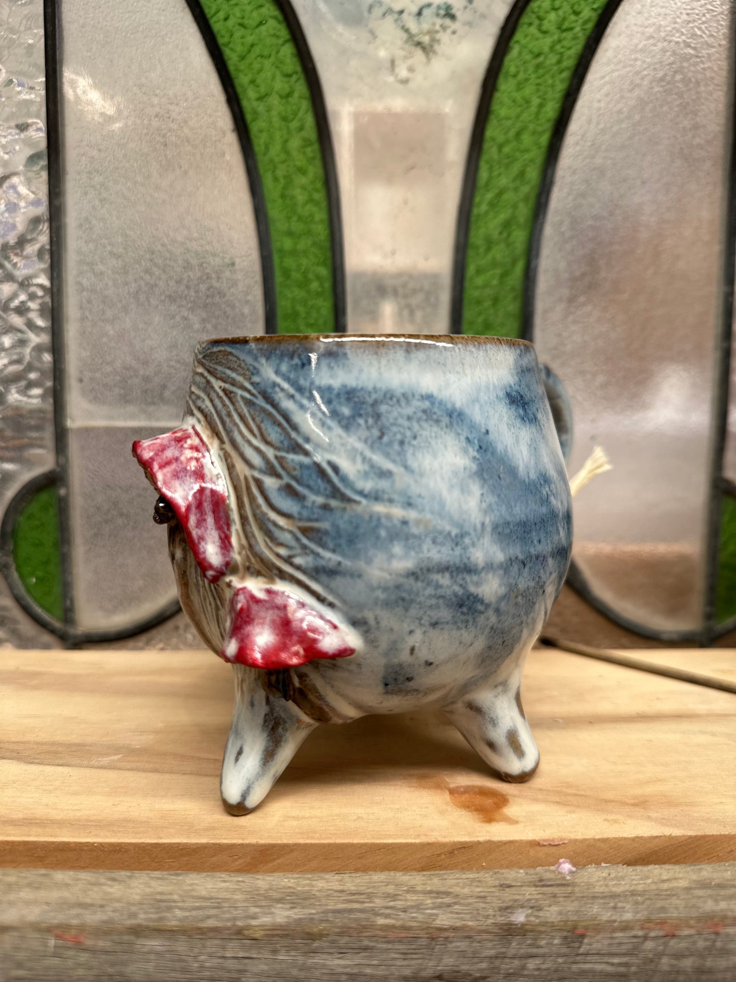 Cauldron Crystal Cup – Goddess & Toadstools with Amethyst Cluster