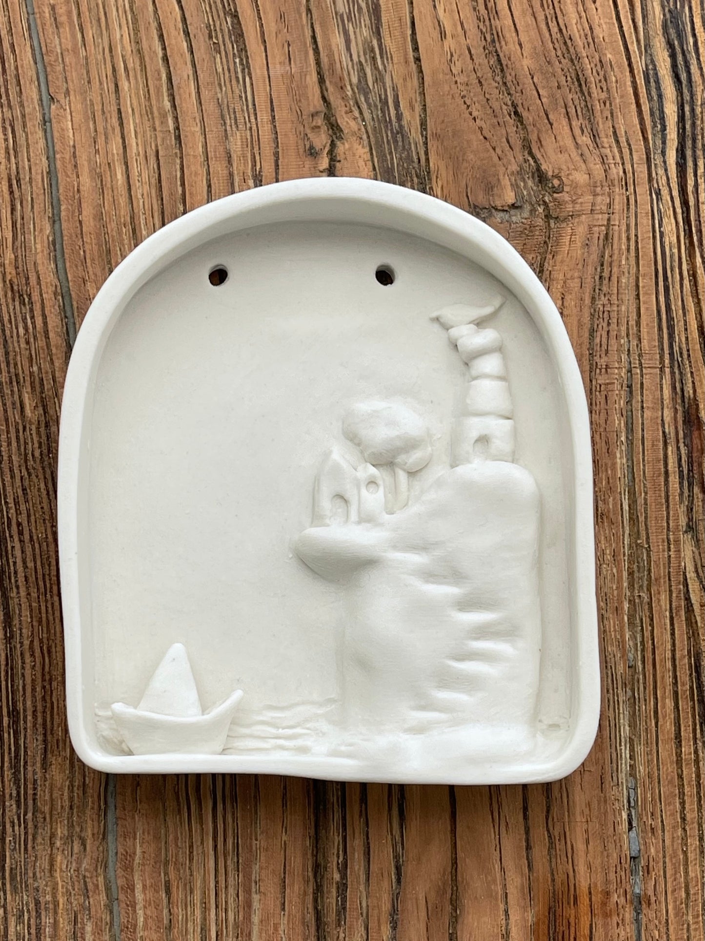 Sat 16th Aug 10am - 12 noon - “Dream Worlds in Porcelain Clay” – Sculpt Your Own Picture Box with Sandra Noa