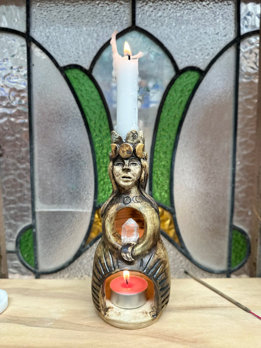 Light Bearer Serenwyn