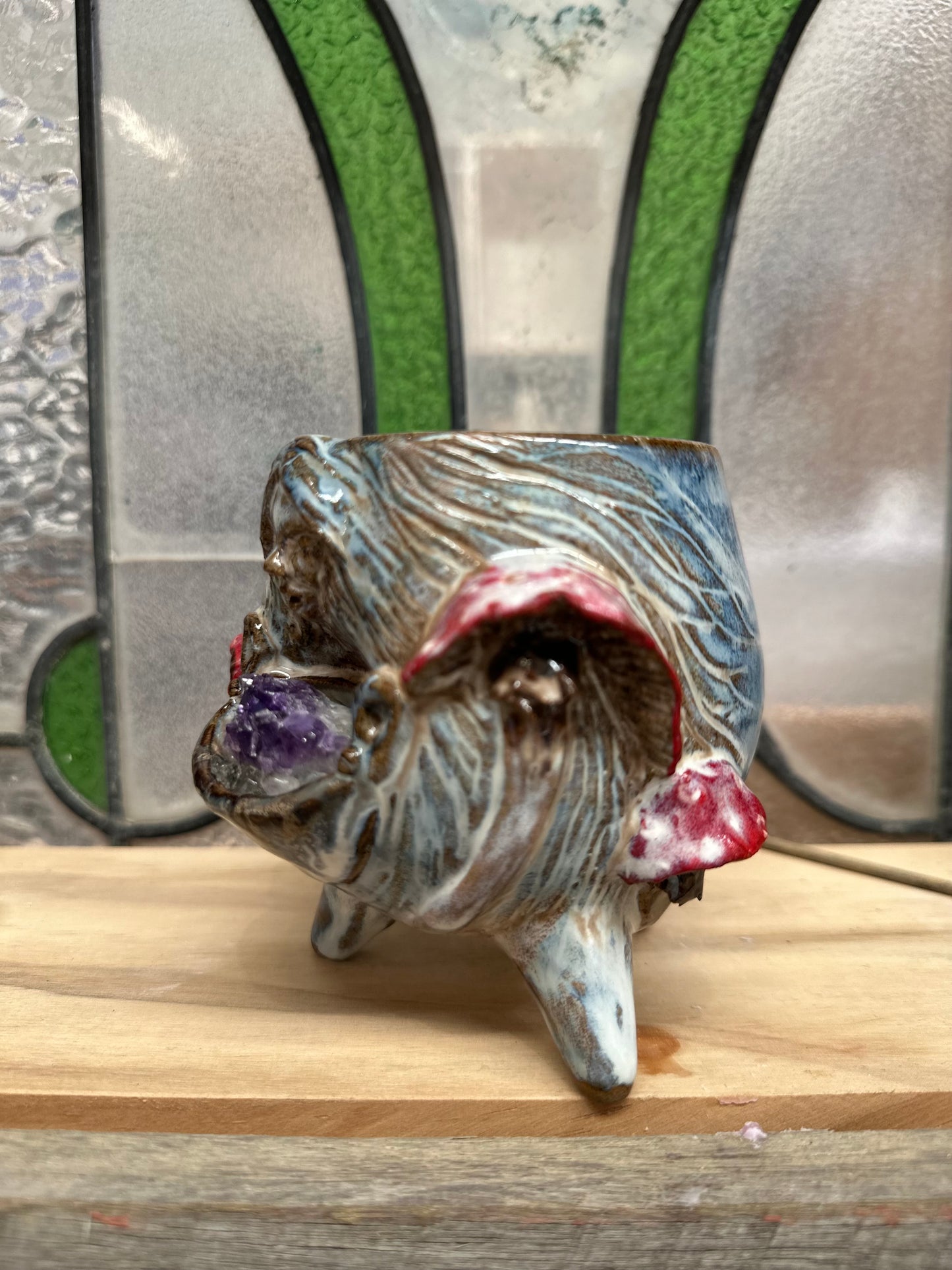 Cauldron Crystal Cup – Goddess & Toadstools with Amethyst Cluster