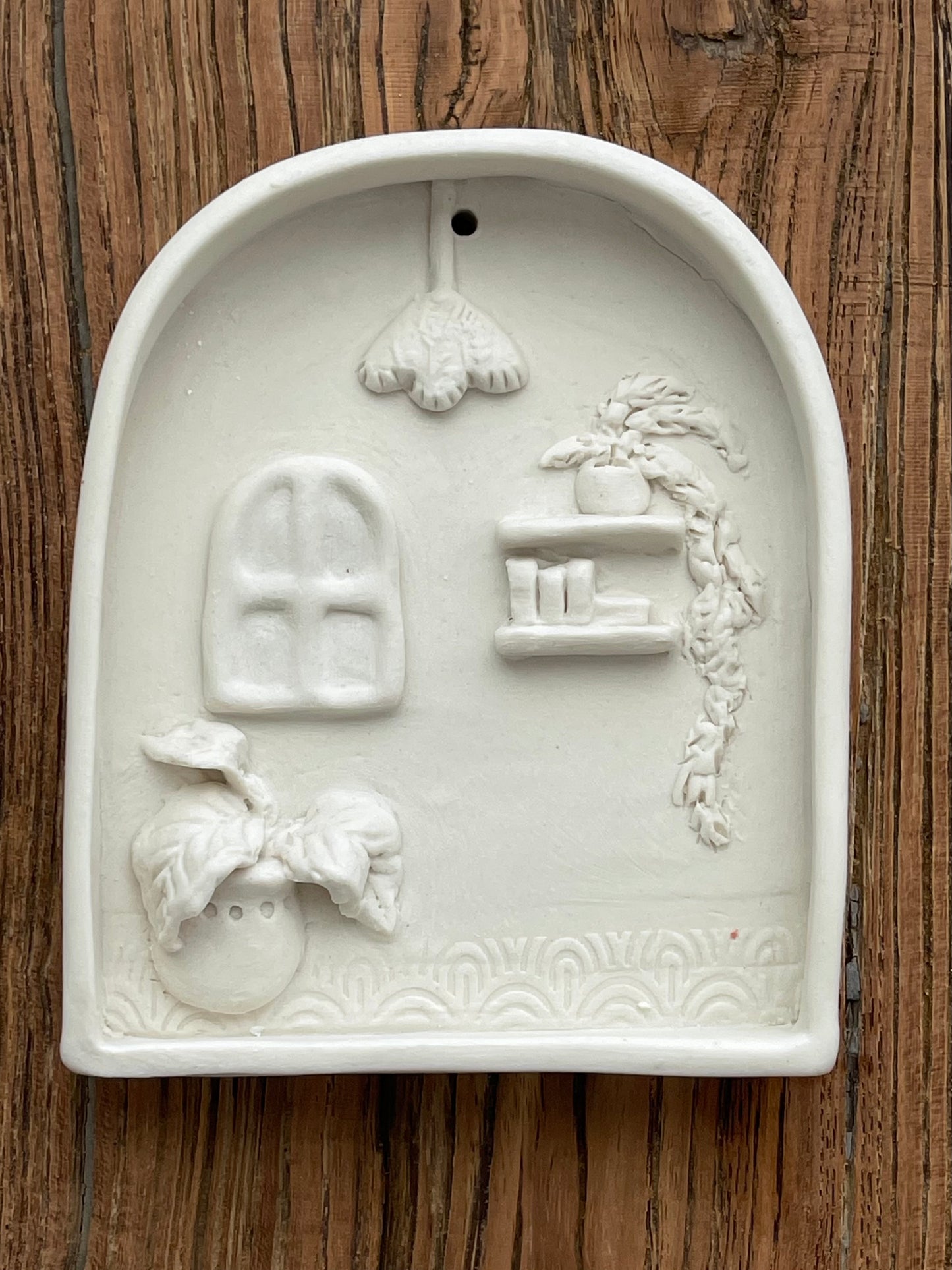 Sat 16th Aug 10am - 12 noon - “Dream Worlds in Porcelain Clay” – Sculpt Your Own Picture Box with Sandra Noa