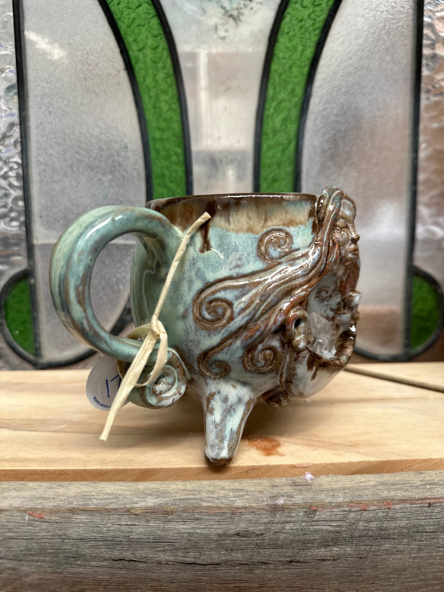 Cauldron Crystal Cup – Goddess with Quartz Point