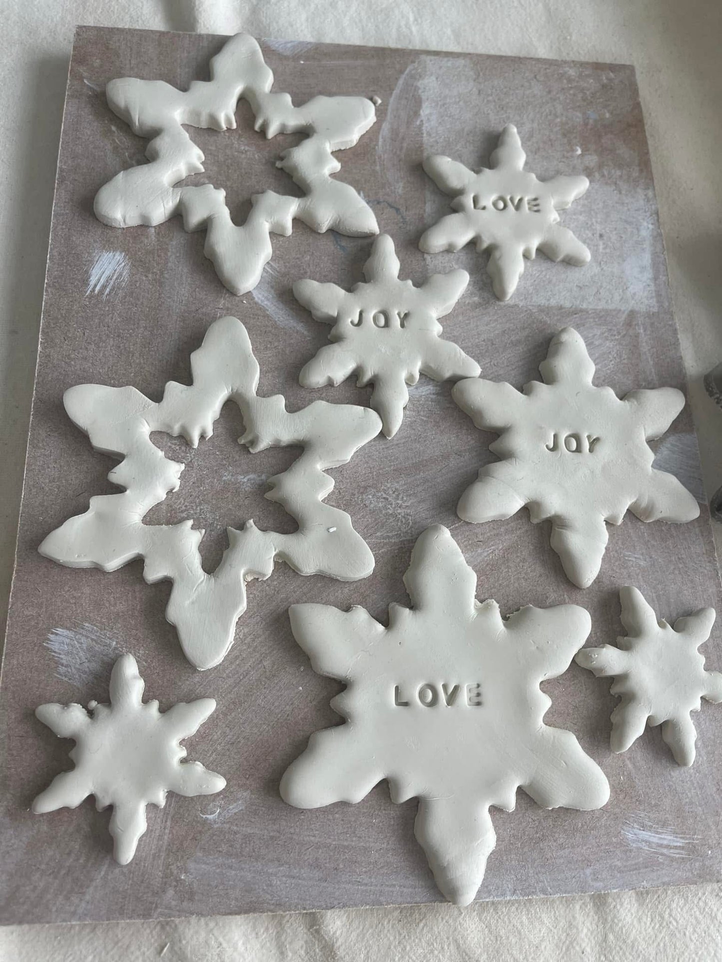 Sun 12th Oct 1-3pm - Xmas Decorations in Porcelain