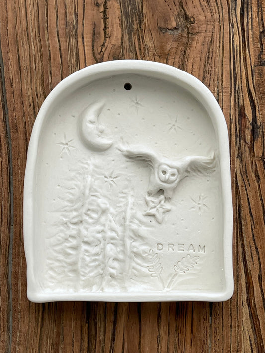Sat 16th Aug 10am - 12 noon - “Dream Worlds in Porcelain Clay” – Sculpt Your Own Picture Box with Sandra Noa