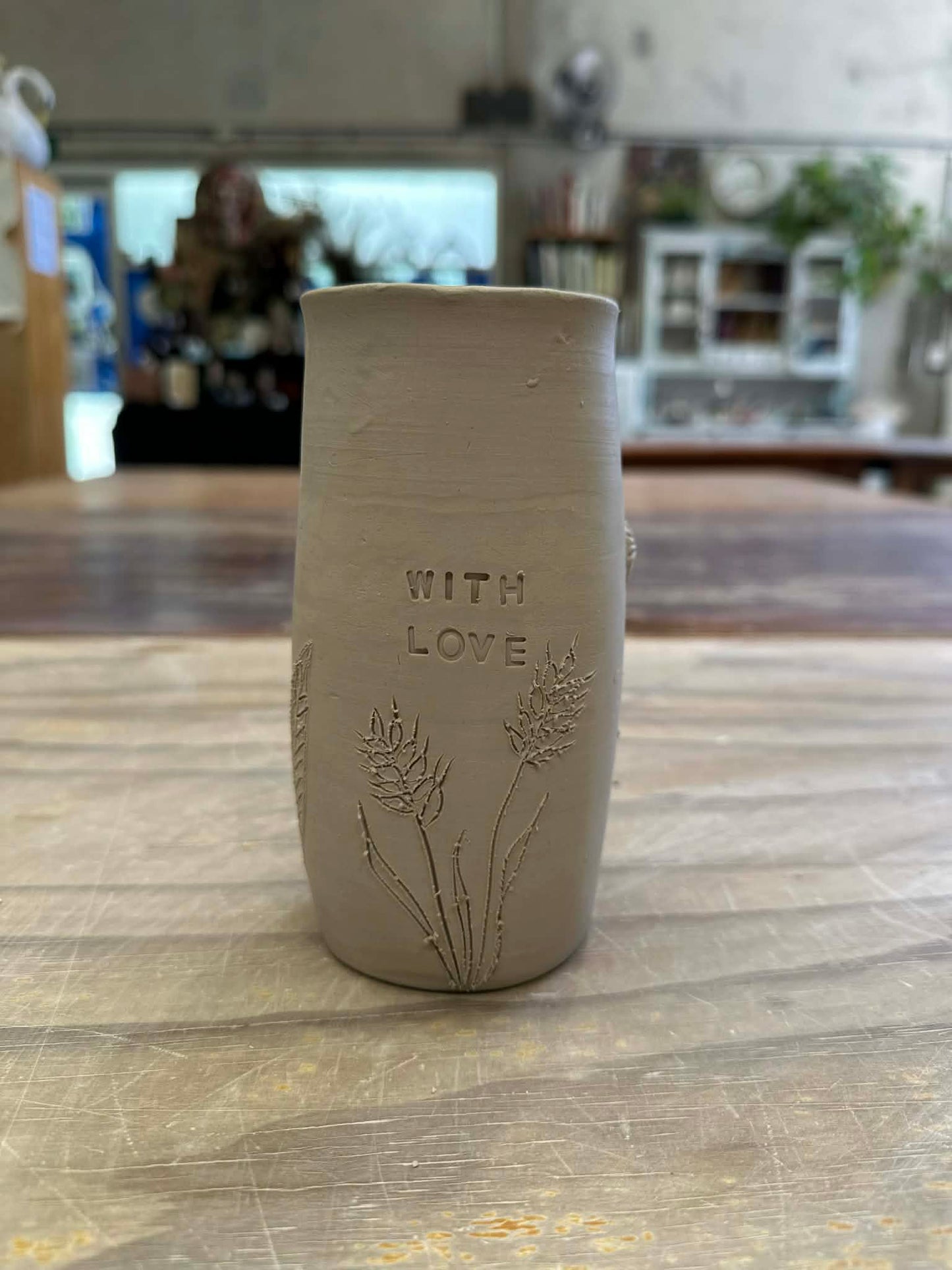 Tuesday 3rd Feb 10am - 12  - Floral Vase Surface Decoration Workshop