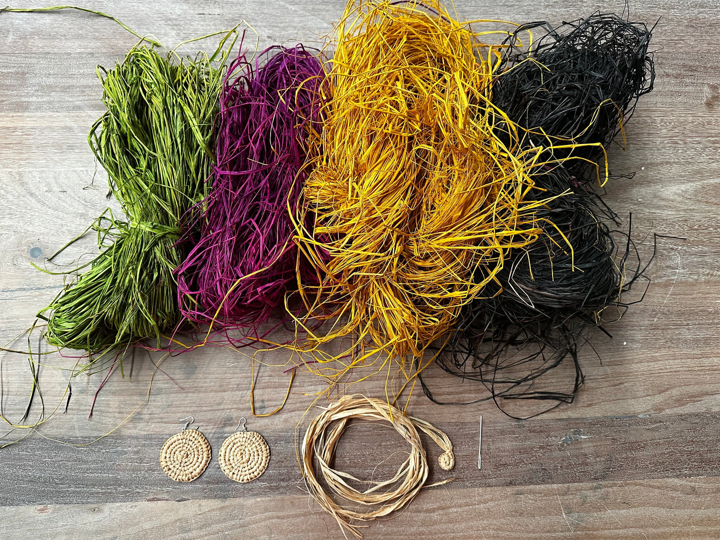 Sun 7th Dec 10am -12noon Raffia Earring Weaving Workshop with Maryann Talia Pau