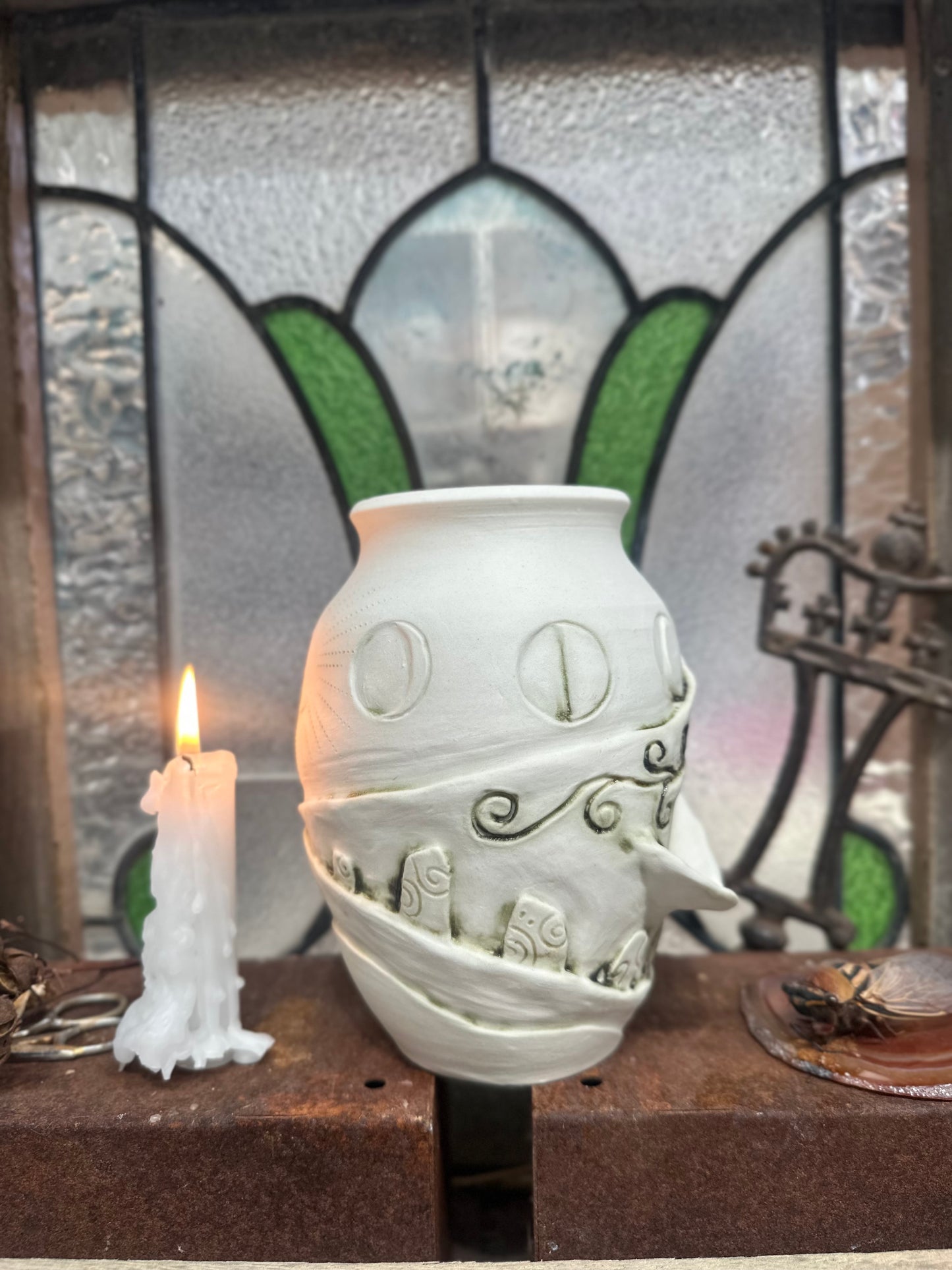 🌙 Goddess of the Standing Circles - Porcelain Vase