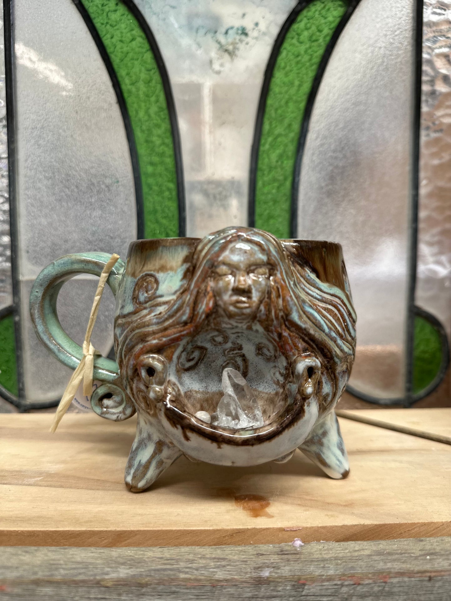 Cauldron Crystal Cup – Goddess with Quartz Point