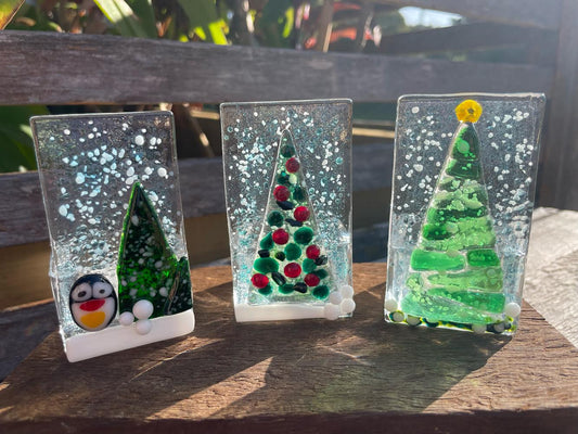 HOT GLASS ART! Xmas Tealight Workshop  Saturday 9th November 10am-12noon -Xmas Fused Glass workshop