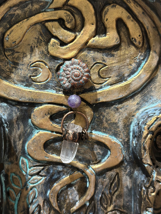 🔮 Crystal Talisman – Ammonite, Amethyst & Quartz Point