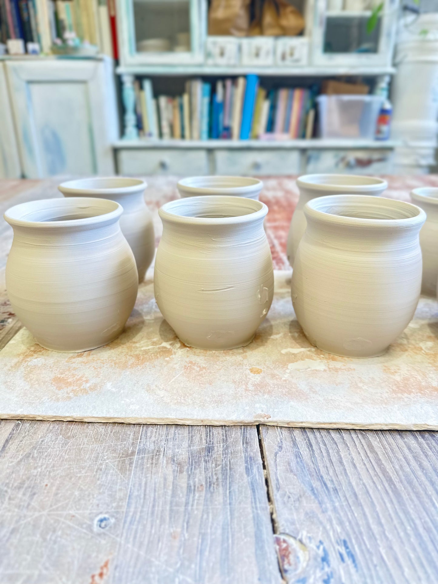 Friday 30th May 3-5.30pm - Beginners Pottery Wheel Throwing with Roxanne - 6 Week Course