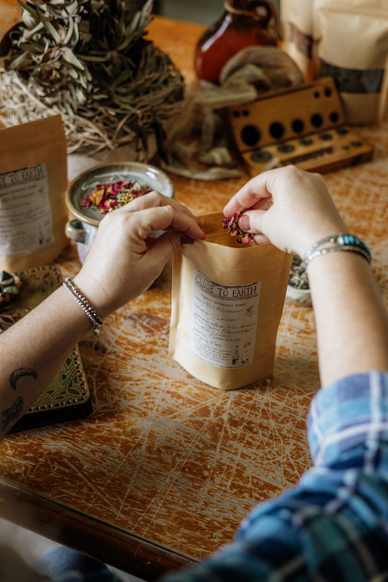 Hearth Keeper Botanicals – The Becoming
