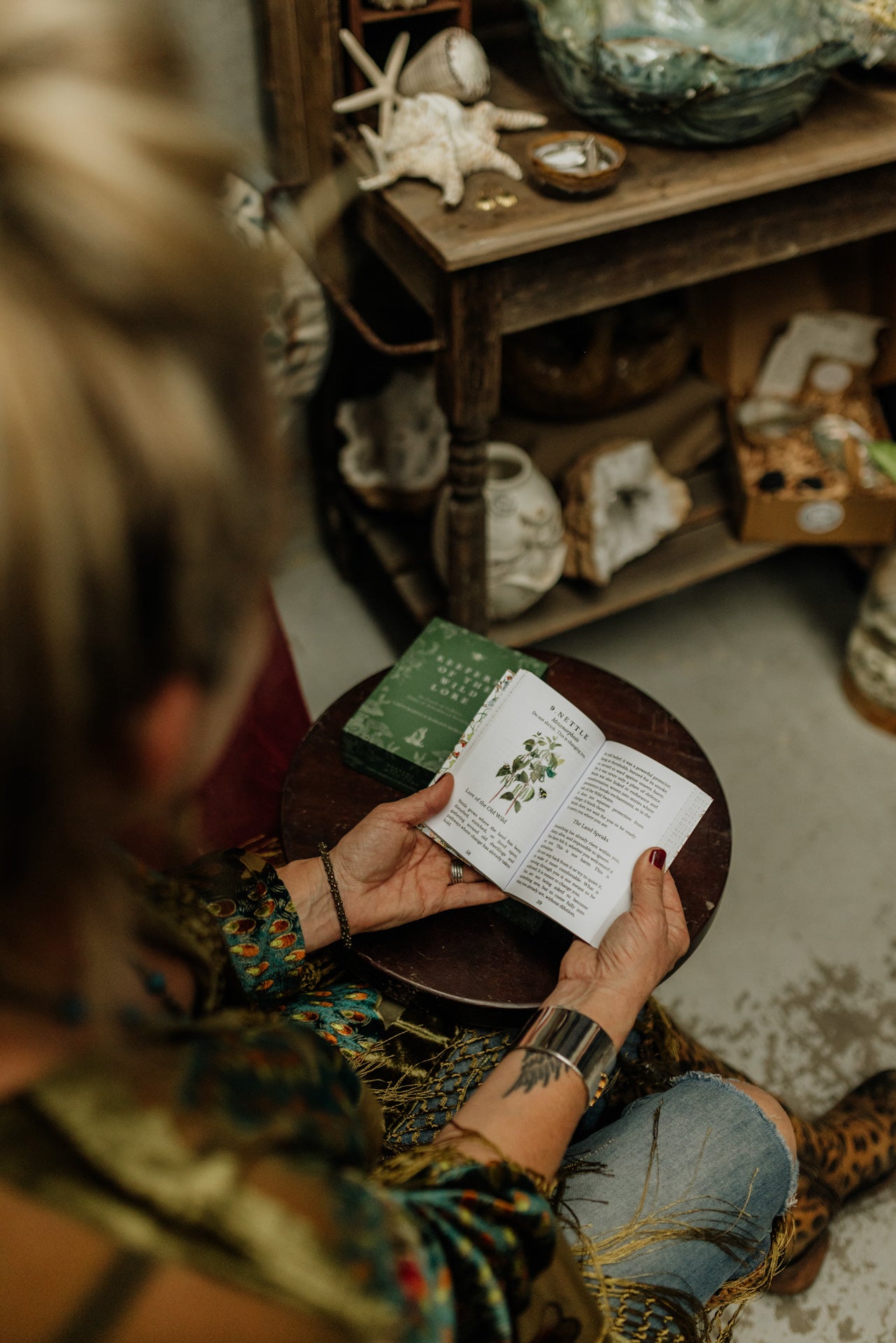 PRE ORDER AVAILABLE NOW -  Keepers of the Wild Lore oracle deck and companion book