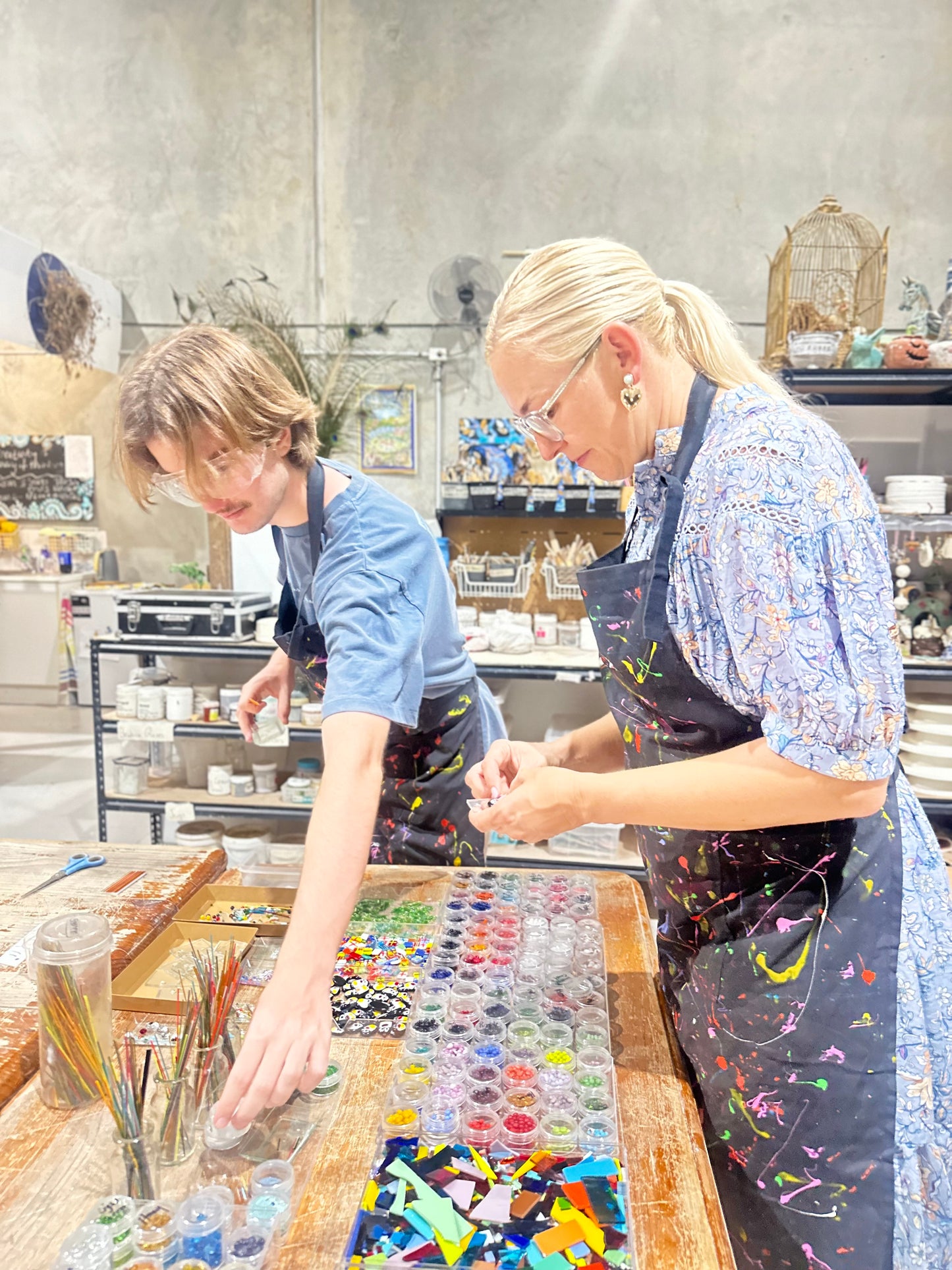 HOT GLASS ART! Sunday 9th February 10am-12noon - Be My Valentine - Glass fused Hearts and Flowers